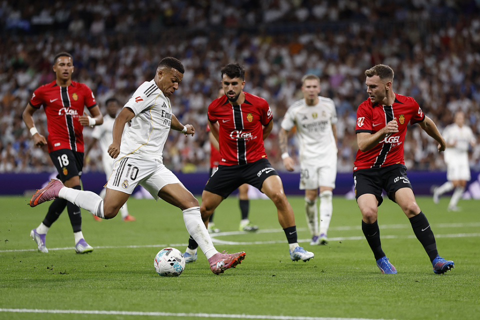 由转会西甲, 佩正在当打, 杯以后