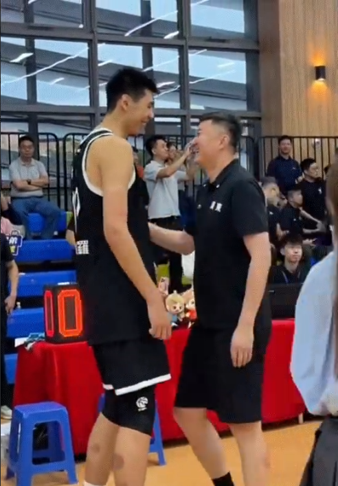 在暂停阶段, src, img 在暂停阶段, src, img